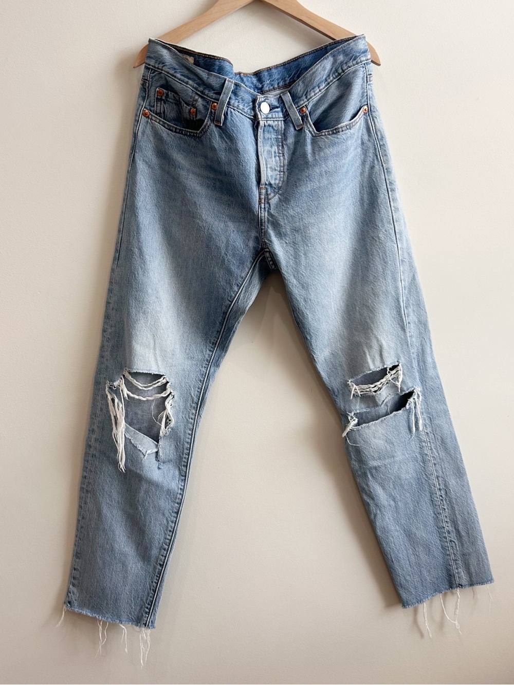 Levi's Premium 501 Taper Distressed Jeans Light Wash W28 L28 straight leg